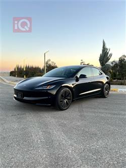 تسلا موديل 3